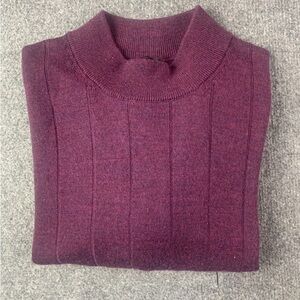 Jos A Bank Traveler Mens 100% Merino Wool Long Sleeve Turtle
Neck Sweater Size M